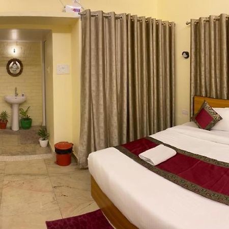 Shankar Vilaas -A Boutique Stay Forigners Choice Near Ghats And Temples Varanasi Exterior photo
