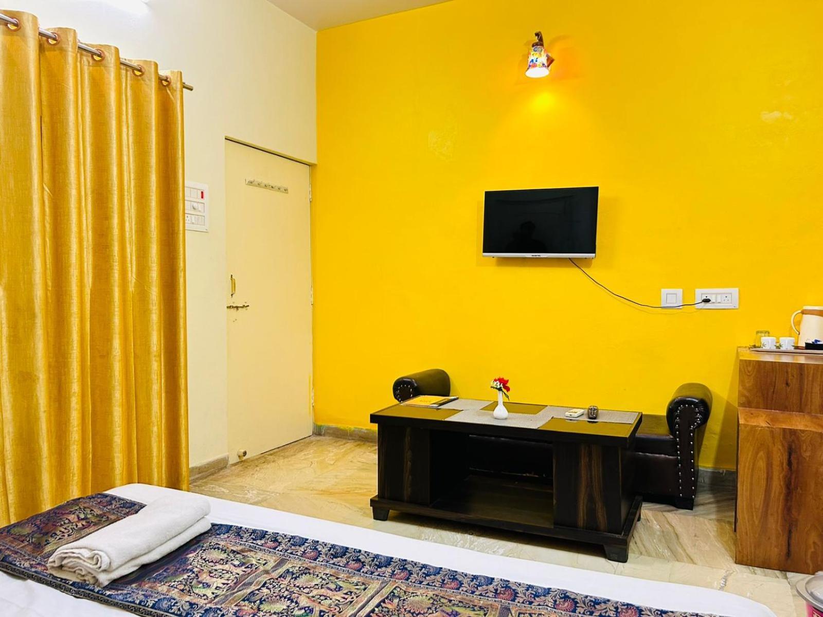 Shankar Vilaas -A Boutique Stay Forigners Choice Near Ghats And Temples Varanasi Exterior photo