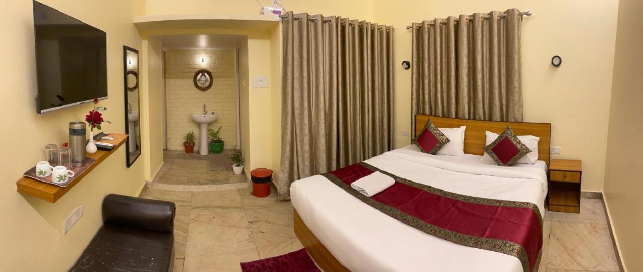 Shankar Vilaas -A Boutique Stay Forigners Choice Near Ghats And Temples Varanasi Exterior photo